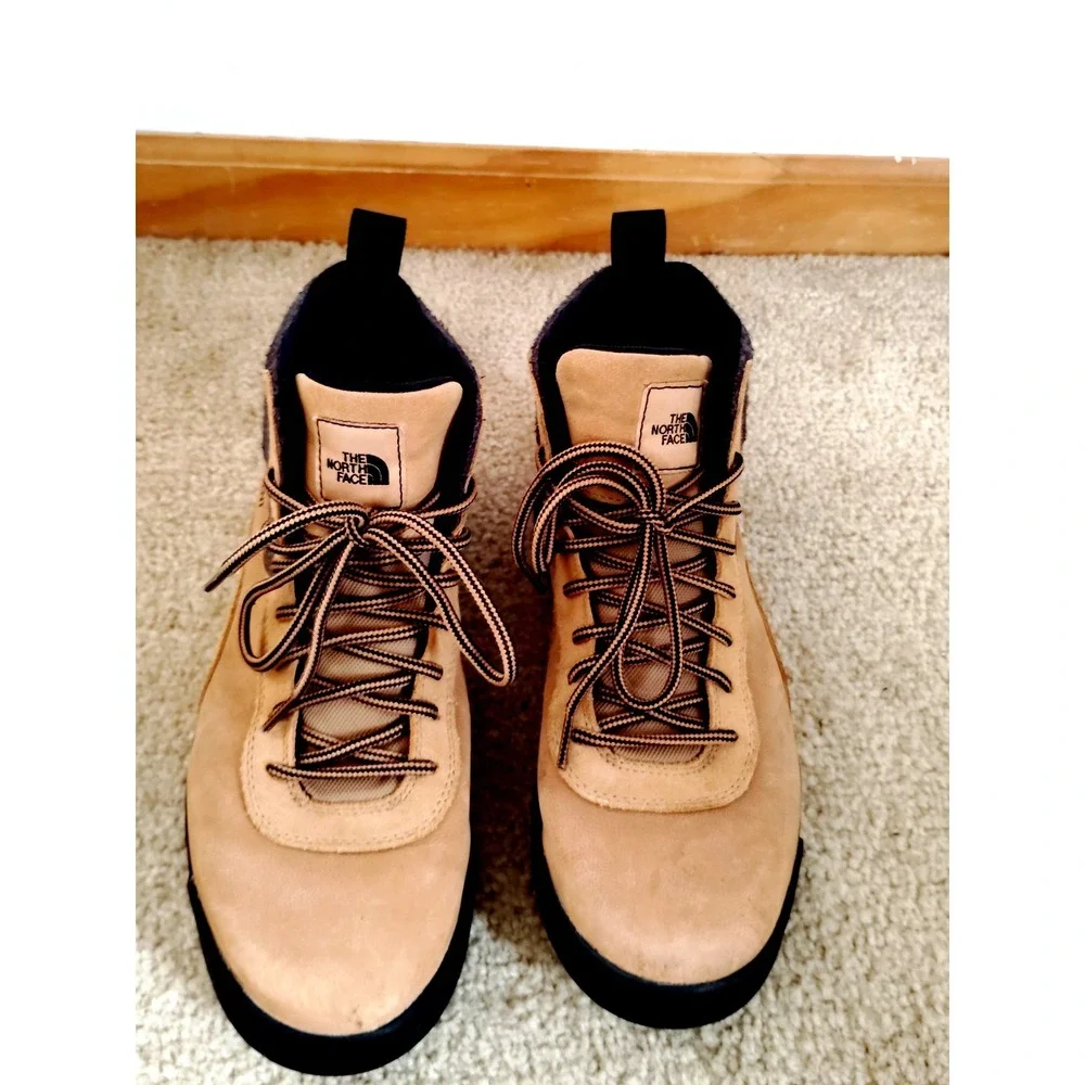 The North Face Berkeley IV DryVent Tan Grey Waterproof Sneaker‎ Boots Men's 10.5